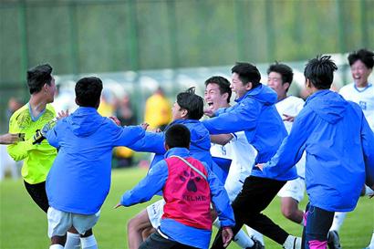 足球亚洲杯官方宣布采用新技术球衣，轻至68克