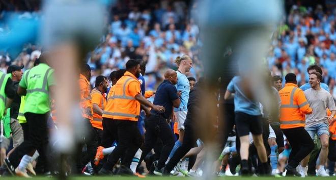 巴黎圣日耳曼内马尔帽子戏法