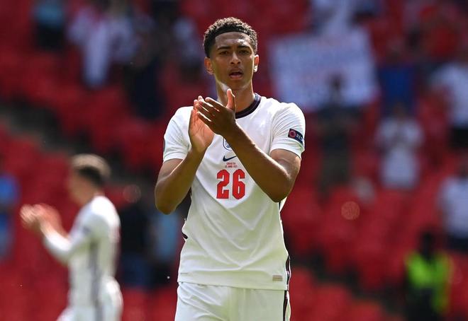 巴黎圣日耳曼外线火力猛烈