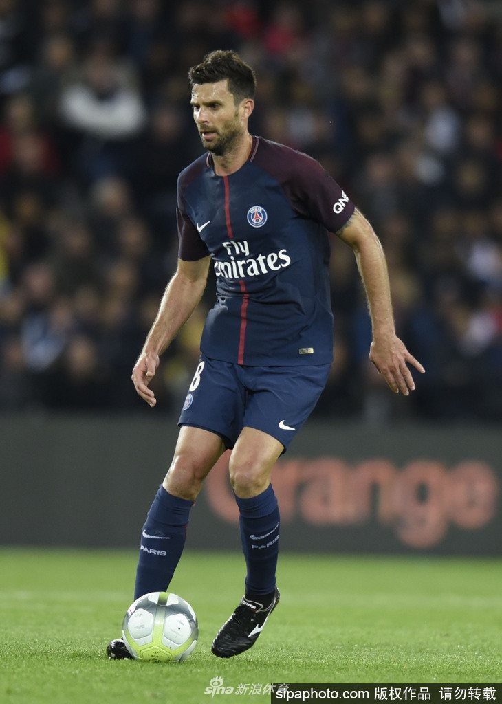 斯拉维亚主帅：我们让阿森纳踢得很艰难，但球队犯了致命失误