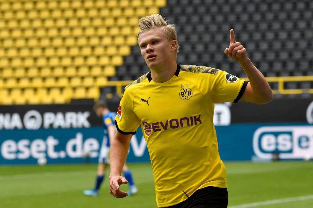 成都蓉城祝贺重庆铜梁龙成功冲超：我们携手展现西南足球风采