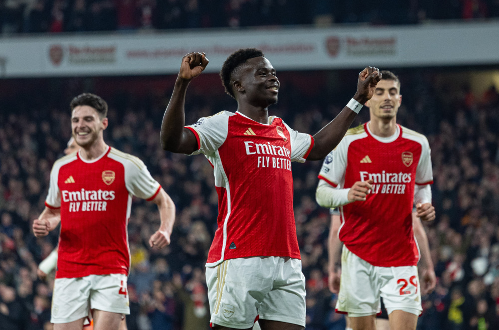 袁甲：成都个别球迷对阿奇姆彭种族歧视的行为必须严惩