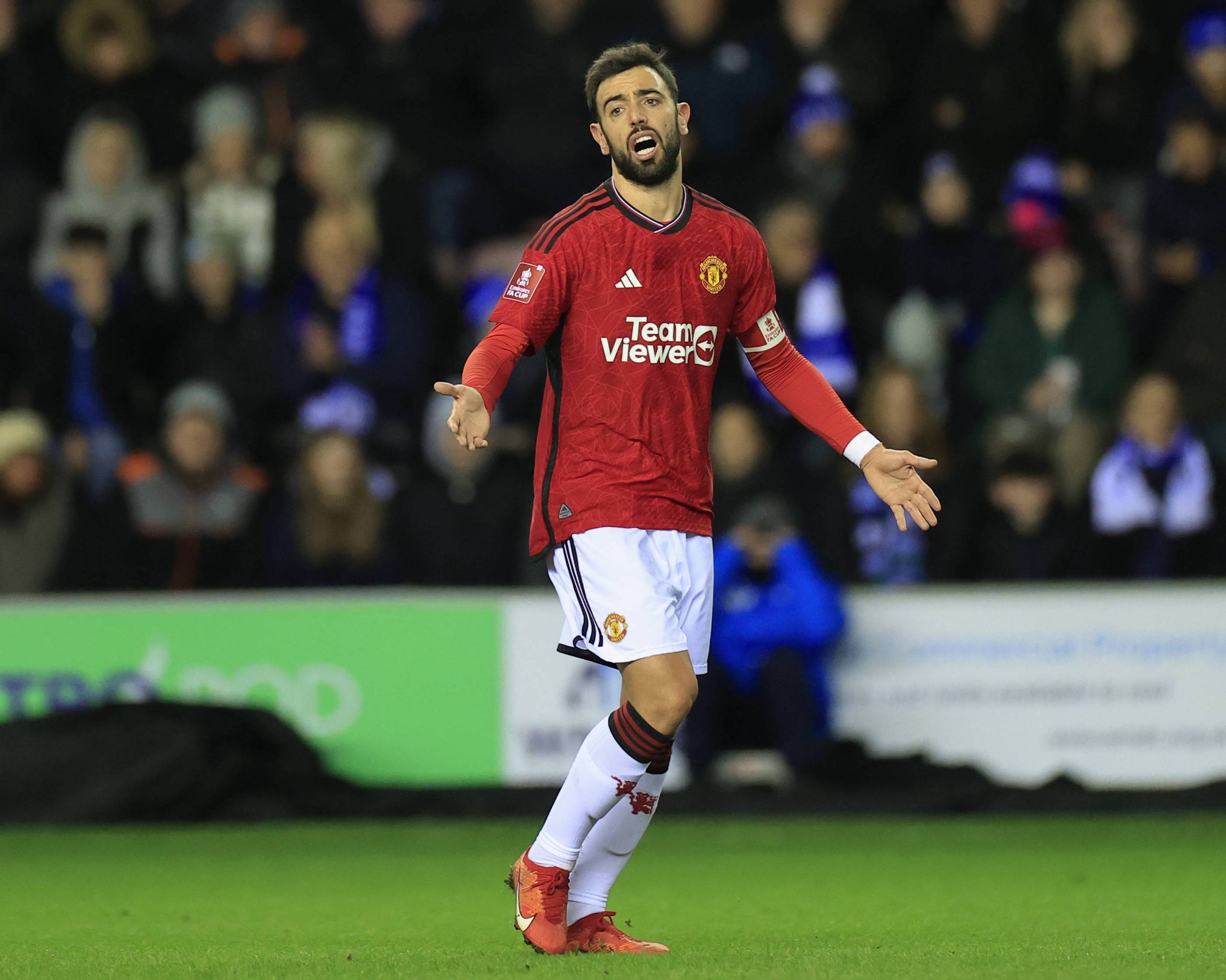 费兰·托雷斯戴帽斩获赛季11球，超越莱万距离姆巴佩5球