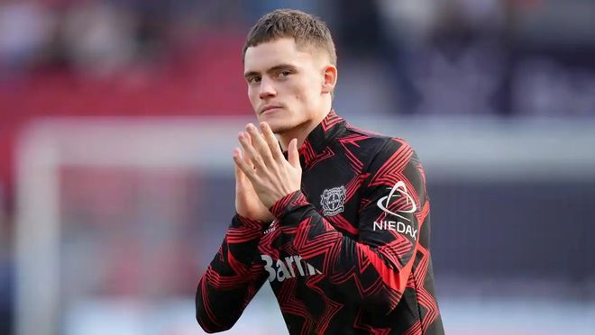 杰伦·约翰逊半场三双创纪录，成道格·里弗斯后首人