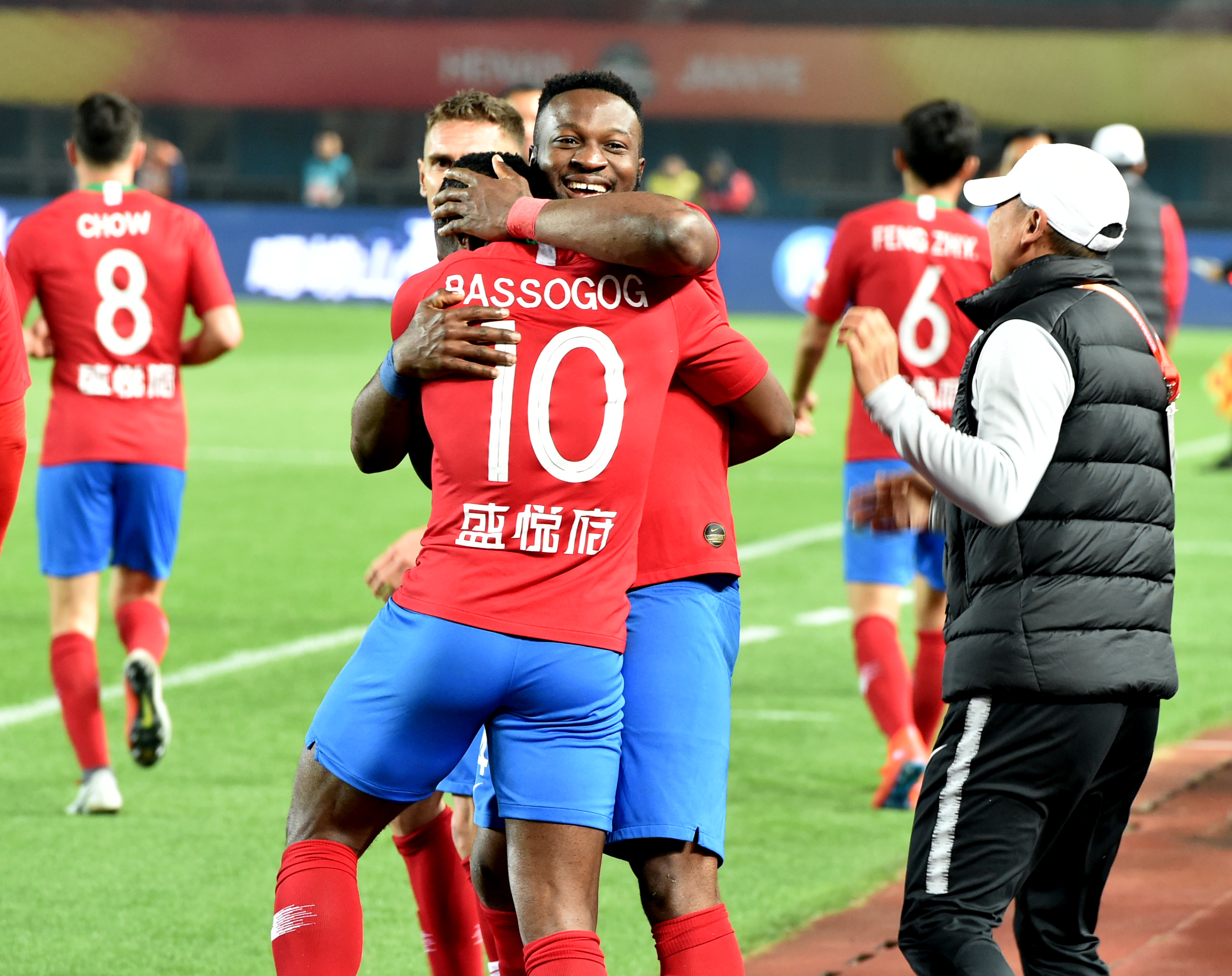 ATP年终总决赛｜阿尔卡拉斯又赢一次！提前锁定年终世界第一